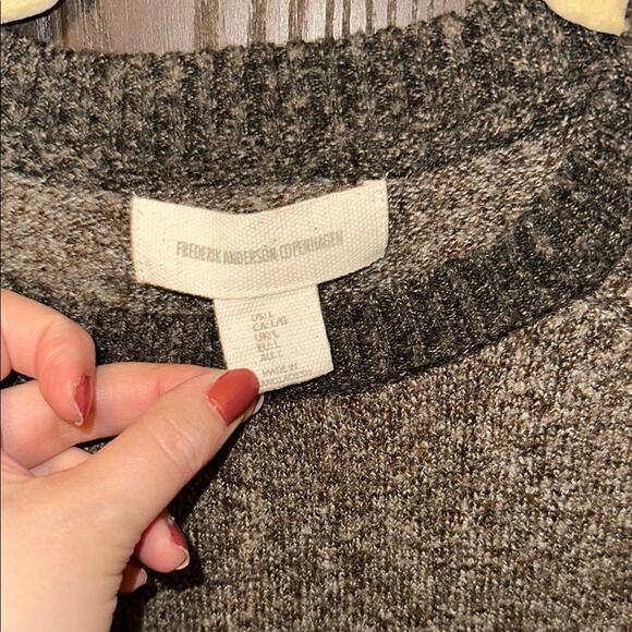 Frederik Anderson Copenhagen Tan and Brown Crewneck Sweater with Textured Knit - Picture 2 of 4